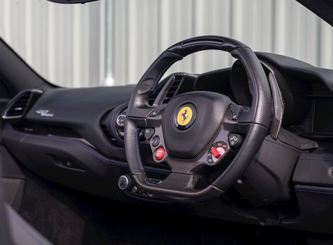 Ferrari 488 Spider 13