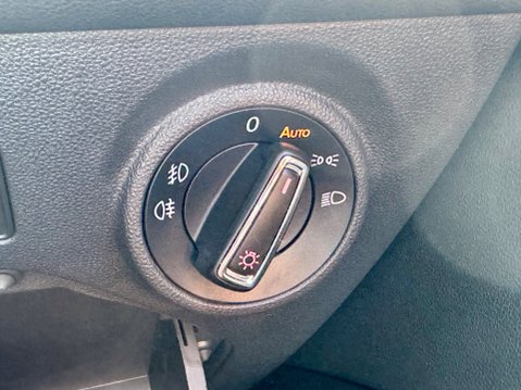SEAT Leon TSI FR TECHNOLOGY 23