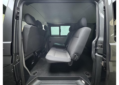 Volkswagen Transporter 2.0 TDI T32 Highline Kombi Double Cab 5dr Diesel DSG FWD SWB Euro 6 (s/s) ( 50