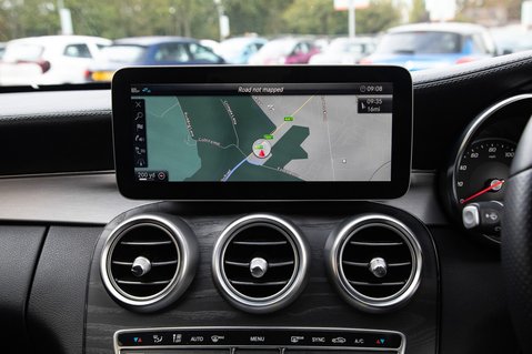 Mercedes-Benz C Class C 200 AMG LINE MHEV 31