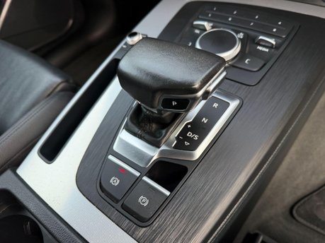 Audi Q5 2.0 TDI 40 Sport S Tronic quattro Euro 6 (s/s) 5dr 24