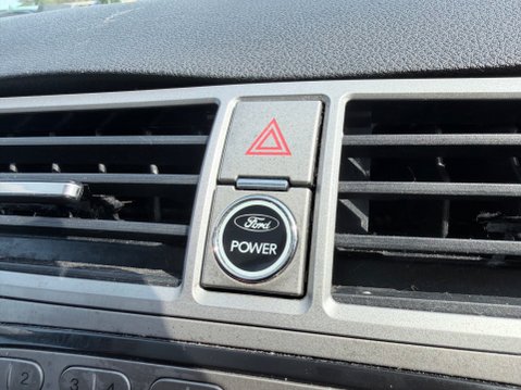 Ford Kuga 2.0 TITANIUM TDCI AWD 18