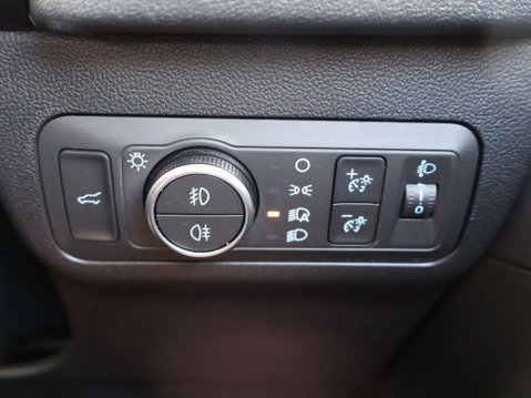 Ford Kuga 2.5h Duratec Vignale CVT Euro 6 (s/s) 5dr 18