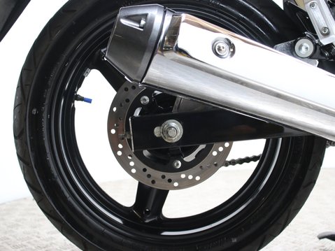 Suzuki Inazuma GW 250 FL5 27