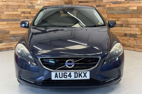 Volvo V40 1.6 T4 SE Lux Nav Hatchback 5dr Petrol Powershift Euro 5 (s/s) (180 ps) 2