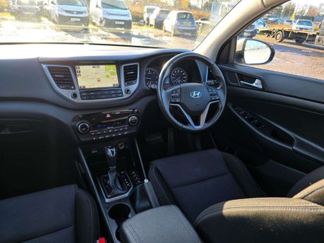 Hyundai TUCSON 1.7 CRDi Blue Drive SE Nav SUV 5dr Diesel DCT Euro 6 (s/s) (141 ps) 23