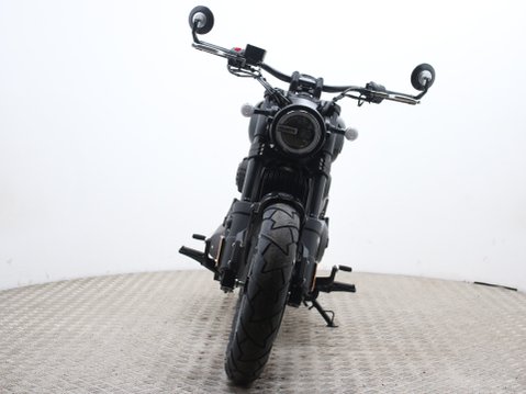 Keeway V-Cruise 125 5