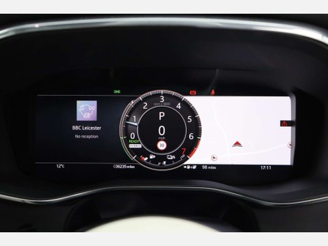 Jaguar F-Pace 2.0 F-Pace R-Dynamic SE Black PHEV AWD Auto 4WD 5dr 32