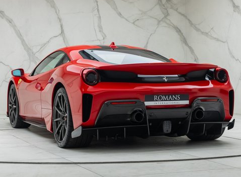 Ferrari 488 Pista 10