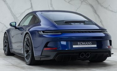 Porsche 911 GT3 TOURING (992) 10