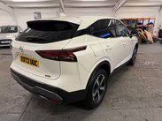 Nissan Qashqai 1.3 DIG-T MHEV N-Connecta XTRON Euro 6 (s/s) 5dr 8