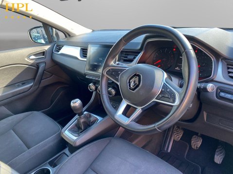 Renault Captur 1.0 TCe Iconic SUV 5dr Petrol Manual Euro 6 (s/s) (100 ps) 12