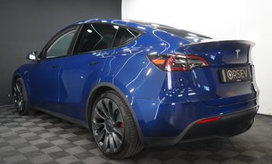 Tesla Model Y PERFORMANCE AWD Full Self Driving AutoPark & Summon GROK AI One Owner VAT Q 3