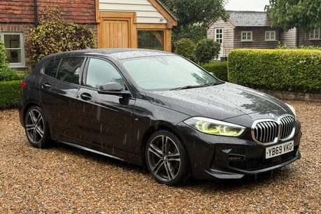 BMW 1 Series 118D M SPORT 6