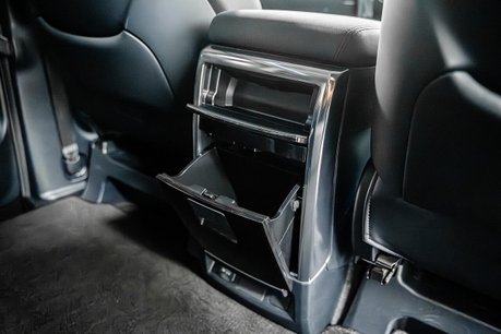 Toyota Alphard 2.5 MPV 2.5 SUV Automatic Petrol 28