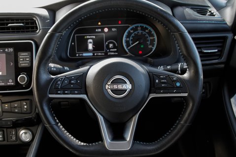 Nissan LEAF TEKNA 22