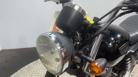 Hanway Raw 2018 ONLY 3K PROJECT MODERN RETRO NAKED BIKE 125CC 27