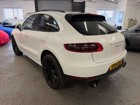 Porsche Macan 3.0 TD V6 S SUV 5dr Diesel PDK 4WD Euro 6 (s/s) (258 ps) 3