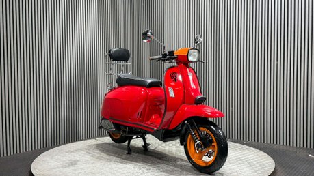 Royal Alloy GT LC 2018 ONLY 2K MODERN RETRO SCOOTER 200CC 2