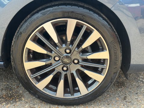 Ford Fiesta TITANIUM X 25