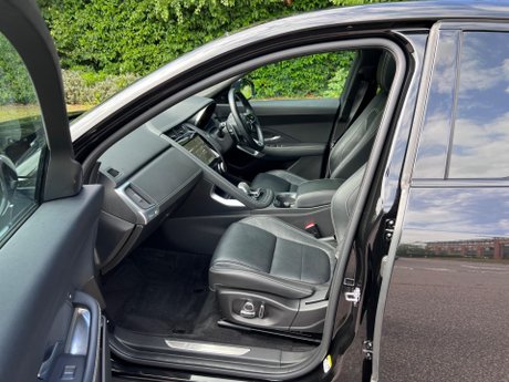 Jaguar E-Pace 2.0 D204 MHEV R-Dynamic SE Auto AWD Euro 6 (s/s) 5dr 32
