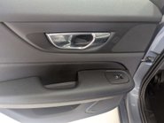 Volvo V60 2.0 V60 Momentum B4 MHEV Auto 5dr 45