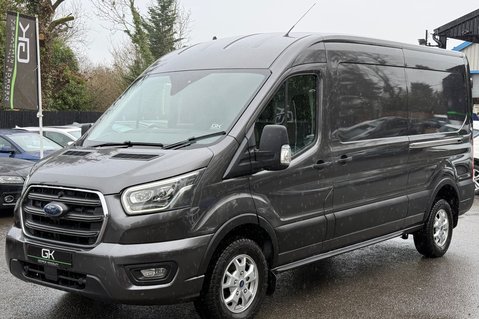 Ford Transit 350 LIMITED ECOBLUE - RARE SPEC VAN - L3H2 - CRUISE -CAMERA - LWB MID ROOF 12