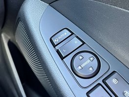Hyundai TUCSON 1.6 Tucson SE Nav TGDi 2WD Semi-Auto 5dr 61