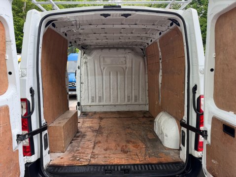 Nissan NV400 2.3 dCi 33 SE Panel Van 5dr Diesel Manual FWD L1 H1 Euro 5 (125 bhp) 33