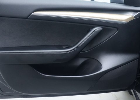 Tesla Model 3 Model 3 Long Range AWD 4WD 4dr 43