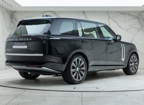 Land Rover Range Rover D350 AUTOBIOGRAPHY LWB 6