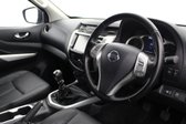 Nissan Navara Double Cab 2.3 dCi Tekna Pickup 4WD Euro 6 9