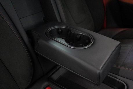 Porsche Taycan Performance Plus 93.4kWh GTS Saloon 4dr Electric Auto 4WD (11kW Charger) (5 26
