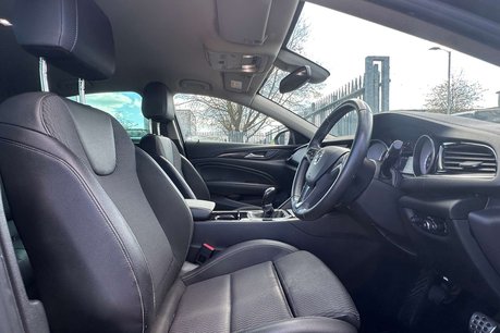 Vauxhall Insignia 1.6 Insignia SRi Nav ecoTec TD 5dr 29