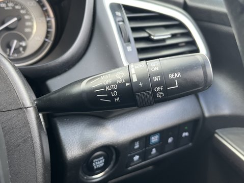 Suzuki S-Cross 1.5 Hybrid Ultra ALLGRIP 5dr AGS 32