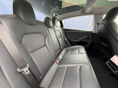 Tesla Model 3 Saloon 4dr Electric Auto RWD (208 ps) 24