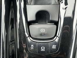 Toyota C-HR 1.8 C-HR-Dynamic HEV CVT 5dr 55