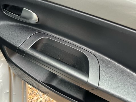 Volkswagen Up MOVE UP BLUEMOTION TECHNOLOGY 36