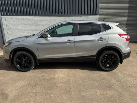 Nissan Qashqai 1.5 dCi n-tec 2WD Euro 6 (s/s) 5dr 5