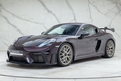 Porsche Cayman GT4 RS (718)