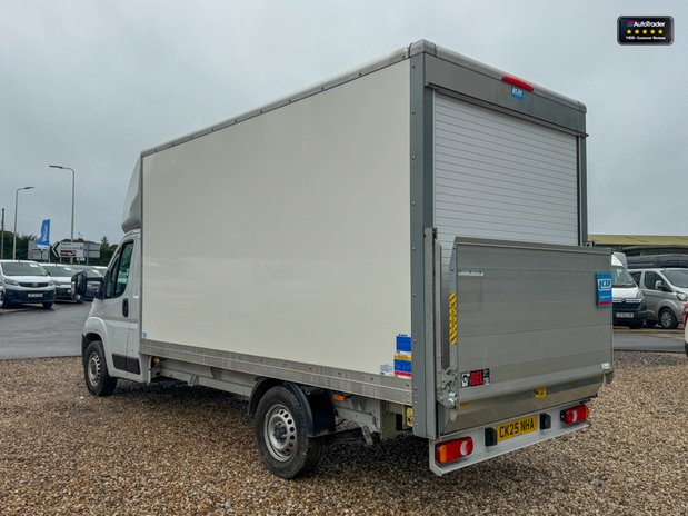 Citroen Relay Luton LWB L3 Enterprise Tail Lift 35 EURO 6 SELECT 12