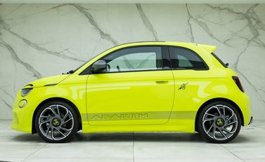Abarth 500e Scorpionissima 2