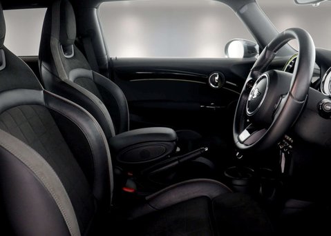 Mini Hatch 2.0 Cooper S Sport Auto 3dr 34