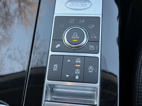 Land Rover Discovery 3.0 Discovery Luxury HSE SD6 Auto 4WD 5dr 46