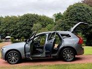 Volvo XC60 B4 INSCRIPTION AWD 6