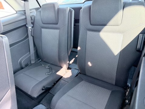 Vauxhall Zafira 1.6 DESIGN 7 SEATER 12