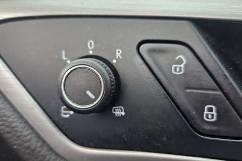 Volkswagen Golf MATCH TDI BLUEMOTION TECHNOLOGY LOOK! £20 TAX!DAB,BLUETOOTH 17