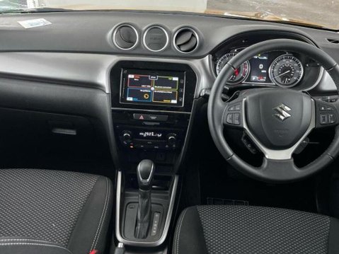 Suzuki Vitara SZ-T 3