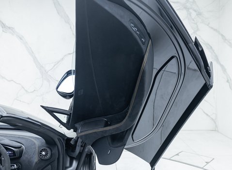McLaren 675LT Spider MSO Carbon Series 40
