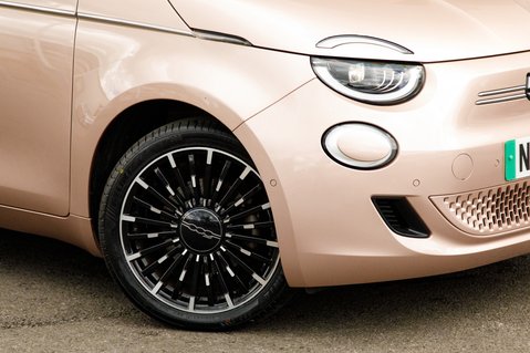 Fiat 500e LA PRIMA 13